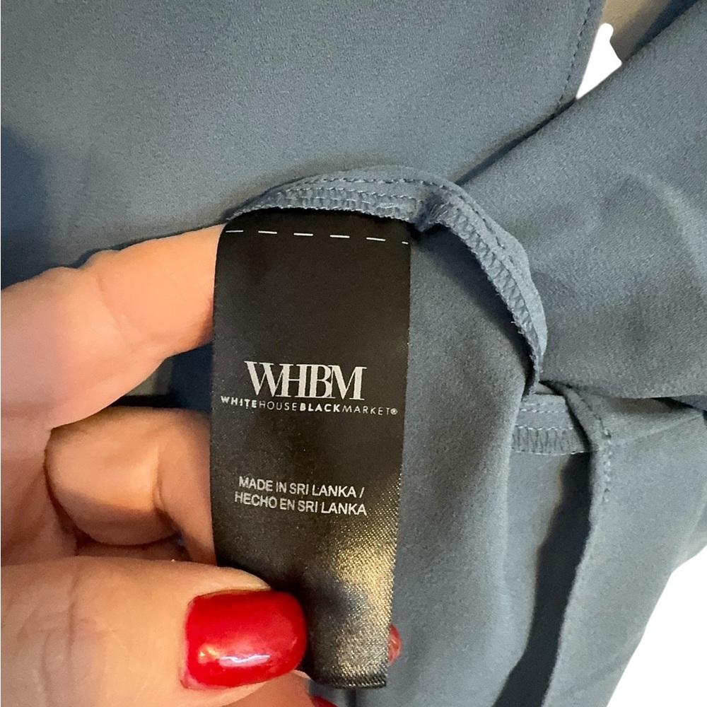 NWT WHBM  RETAIL:  $79   Twist Neckline Keyhole Top XLARGE     #4 - Picture 6 of 11
